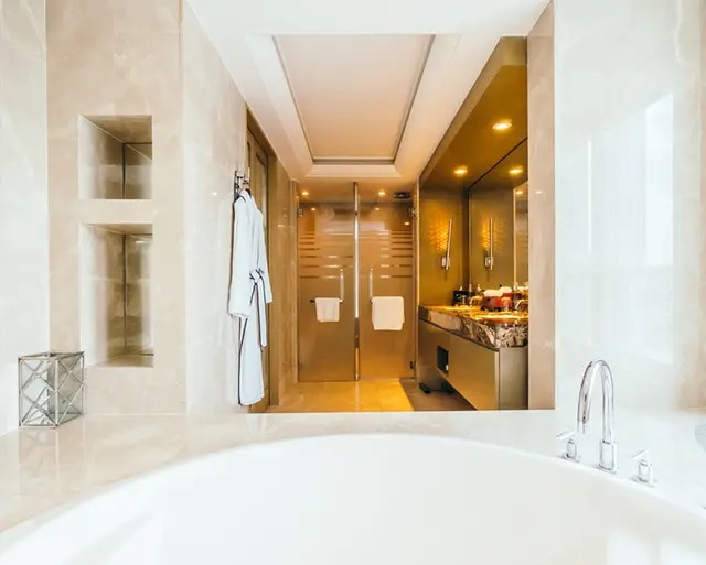 EMAAR Emerald Hills Phase 2 - 3BHK Floors in Sector 62 Gurgaon 2